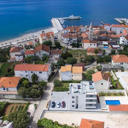 Villa Stella - Crowonder Luxury Rent Turanj Buitenkant foto
