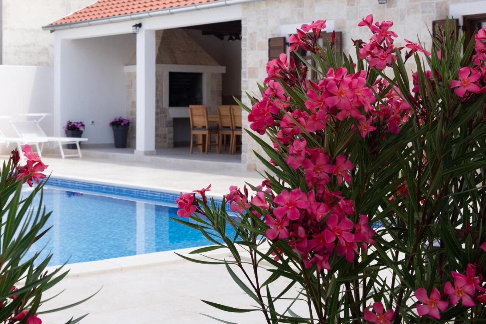 Villa Stella - Crowonder Luxury Rent Turanj Buitenkant foto