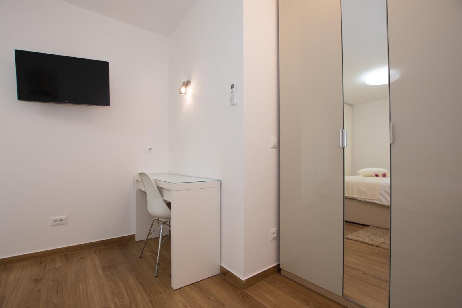 Villa Stella - Crowonder Luxury Rent Turanj Buitenkant foto