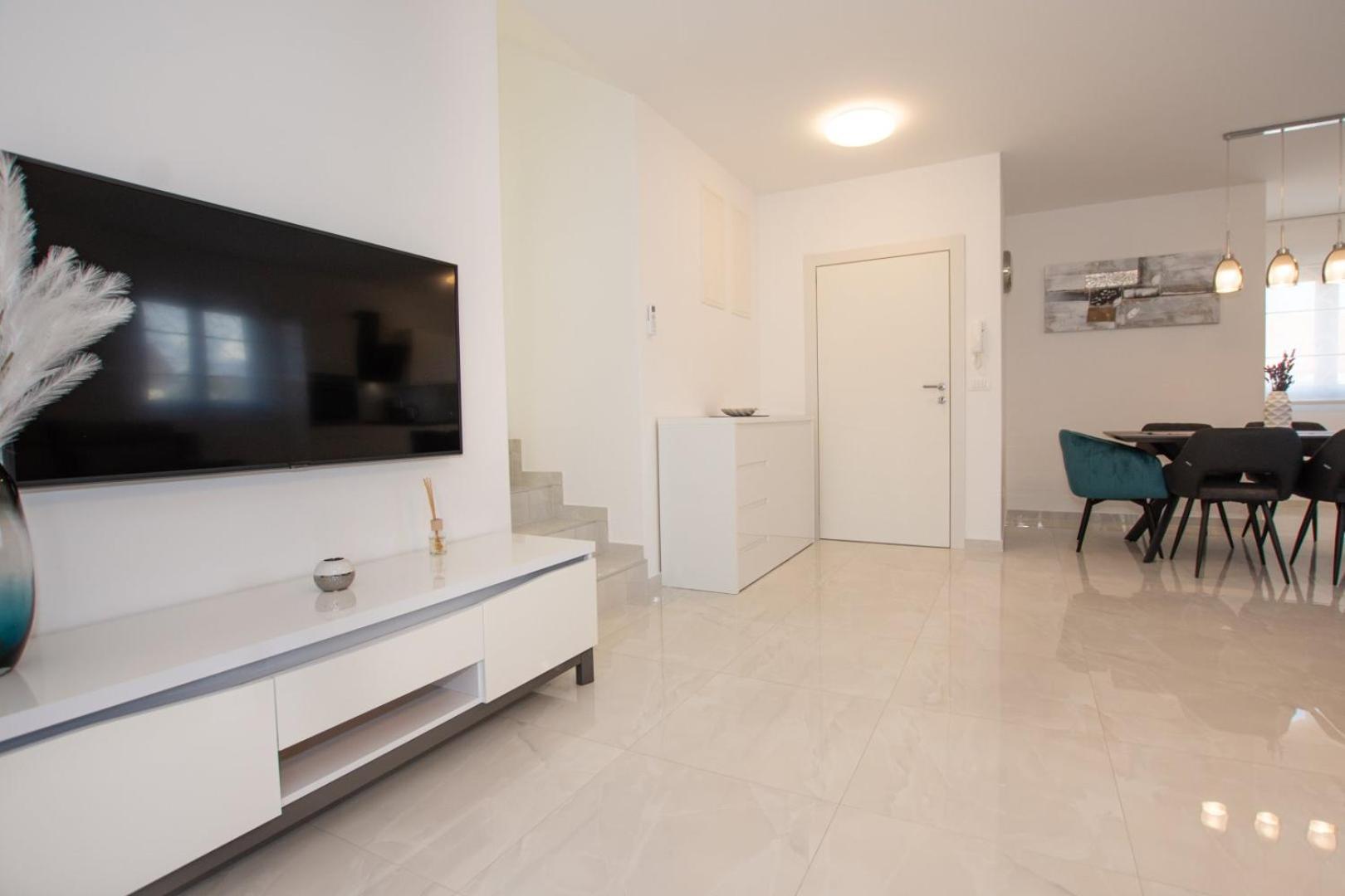 Villa Stella - Crowonder Luxury Rent Turanj Buitenkant foto